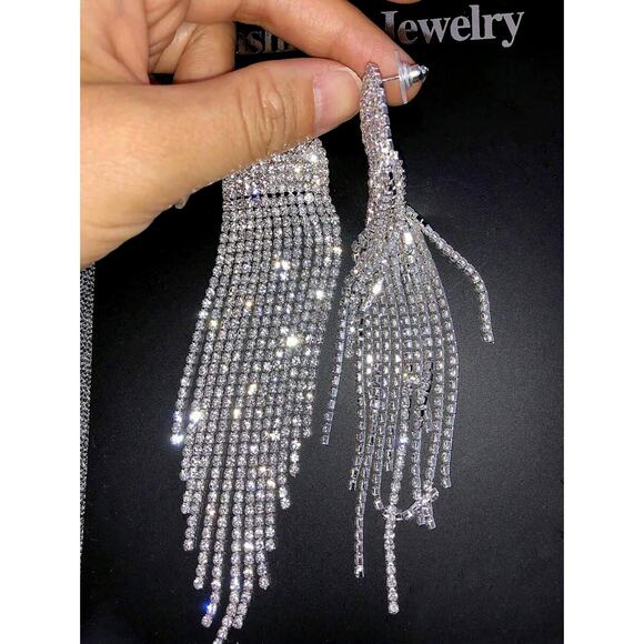 Silver Elegant Long Chandelier Rhinestone‎ Tassel Drop Bling Earrings - Picture 4 of 8